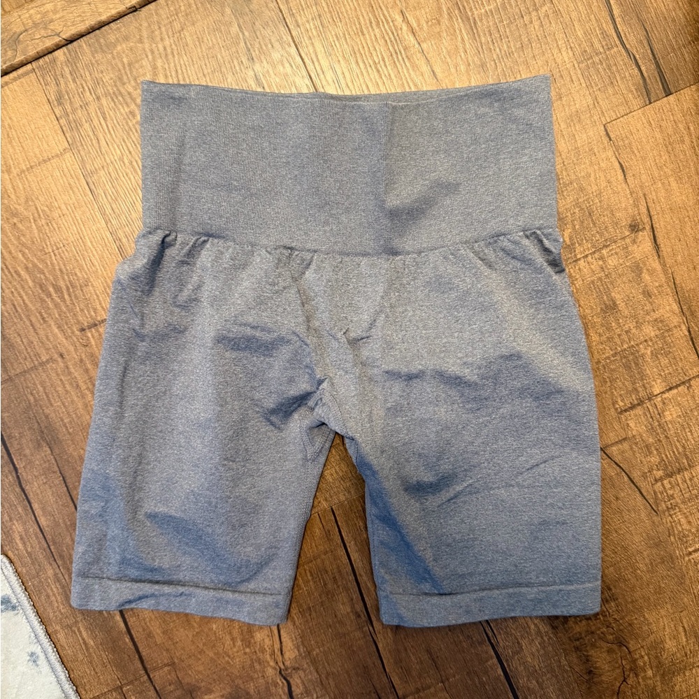 NVGTN Women's Gray Bike Shorts